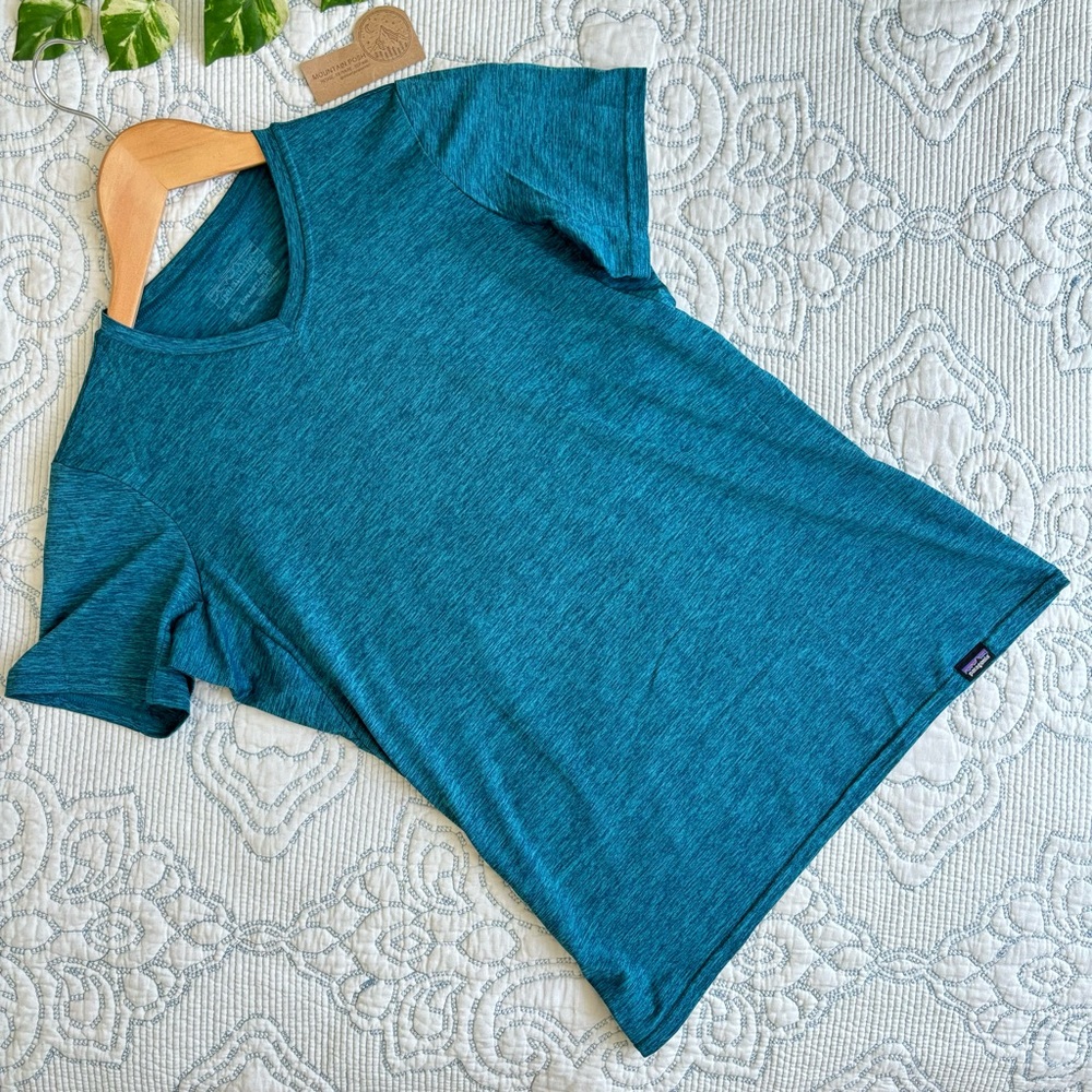 Patagonia| Women's Capilene® Cool Daily T Shirt Dark Belay Blue XS